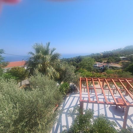 Spitikariotiko Panoramic Home Raches  エクステリア 写真