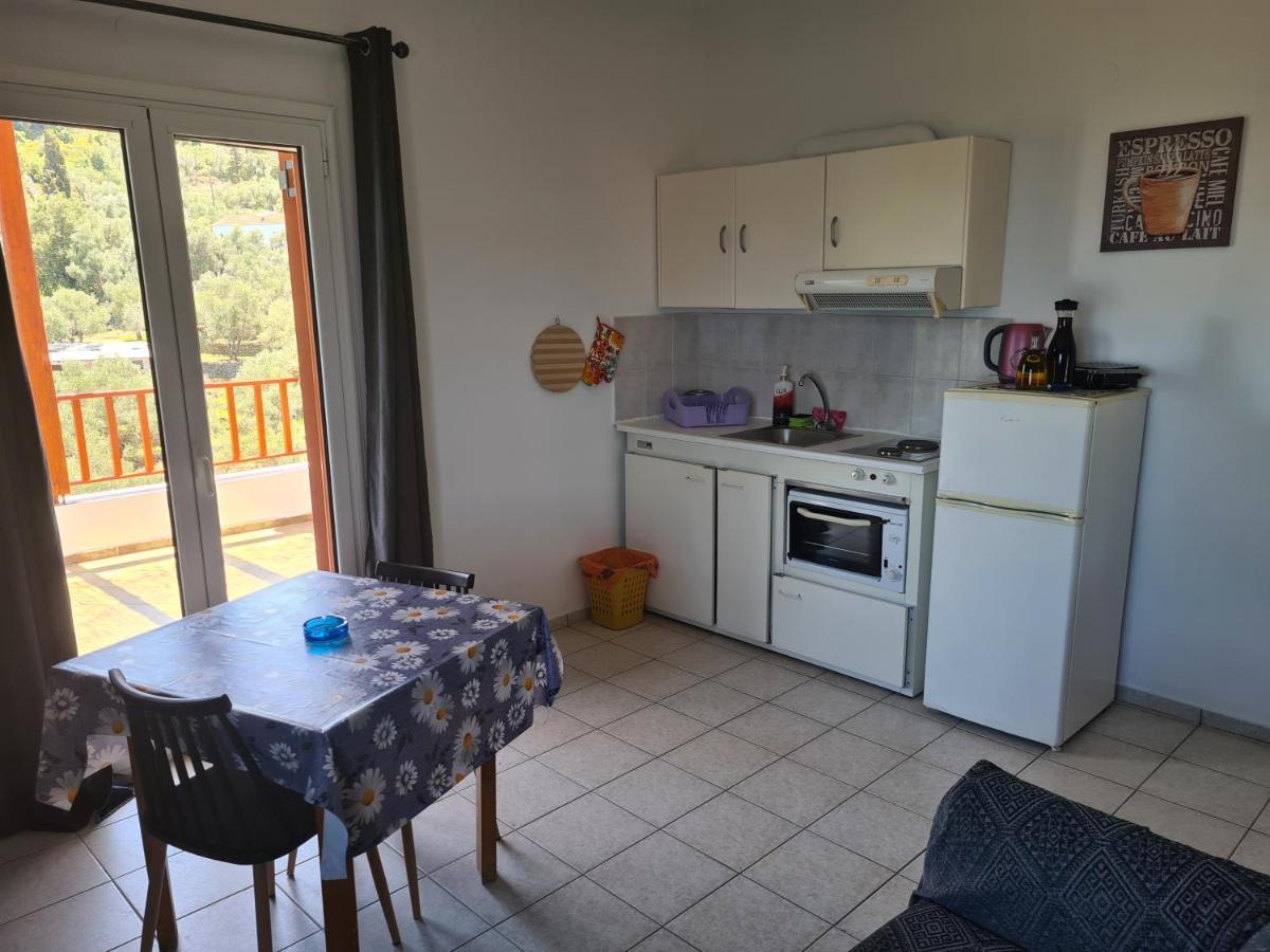 Spitikariotiko Panoramic Home Raches  エクステリア 写真
